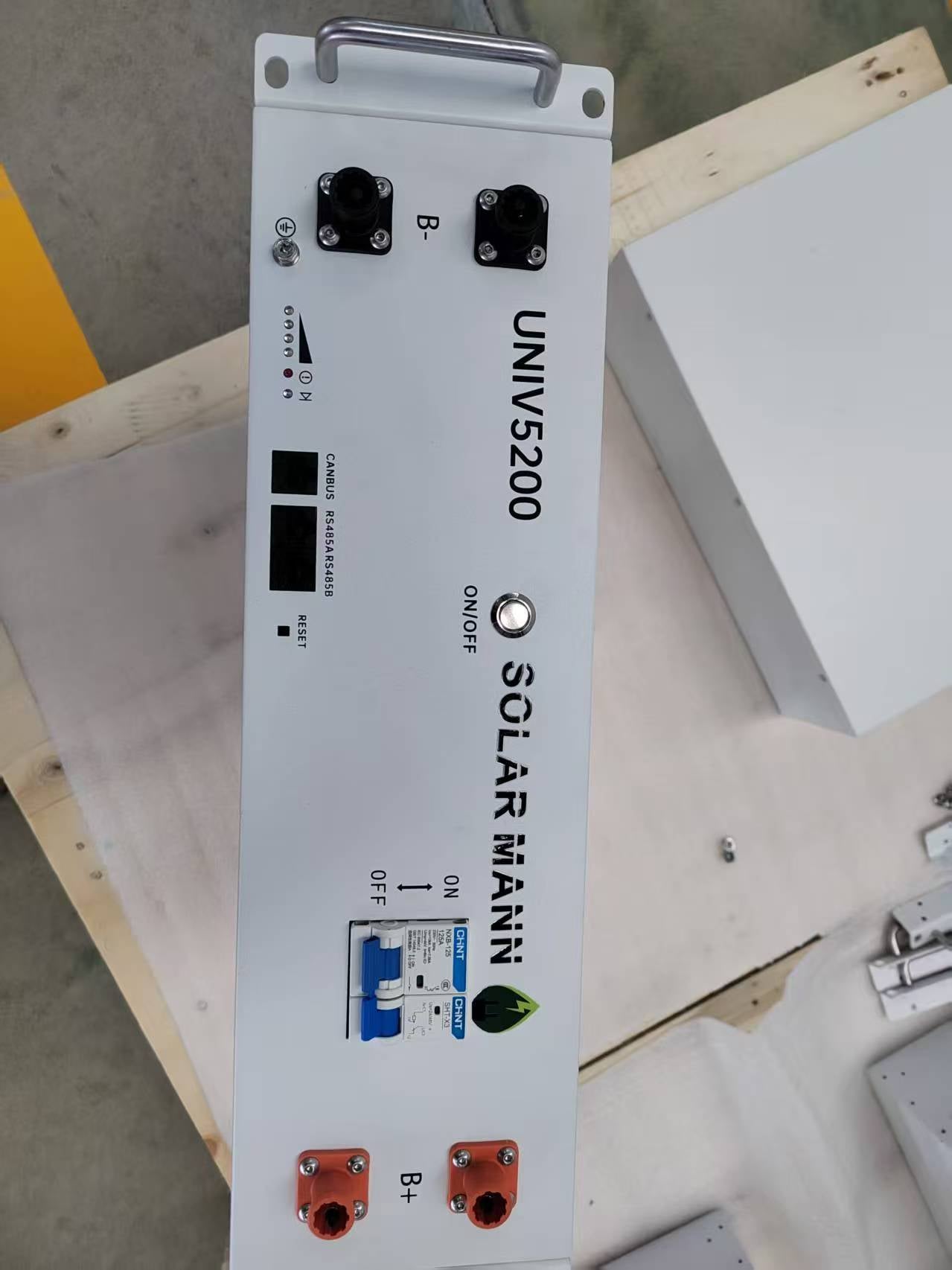 EASYWAY | UNIV5200 | 5.22kWh | 102Ah | 48~58.4Vd.c | Mann Solar